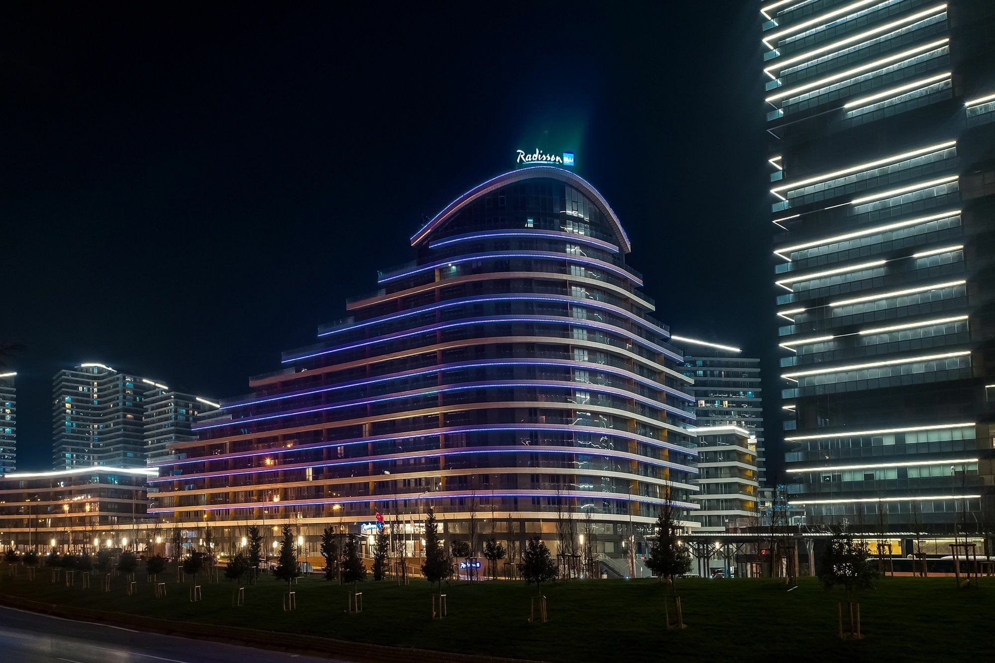 Radisson Blu Residence, Istanbul Batisehir Buitenkant foto