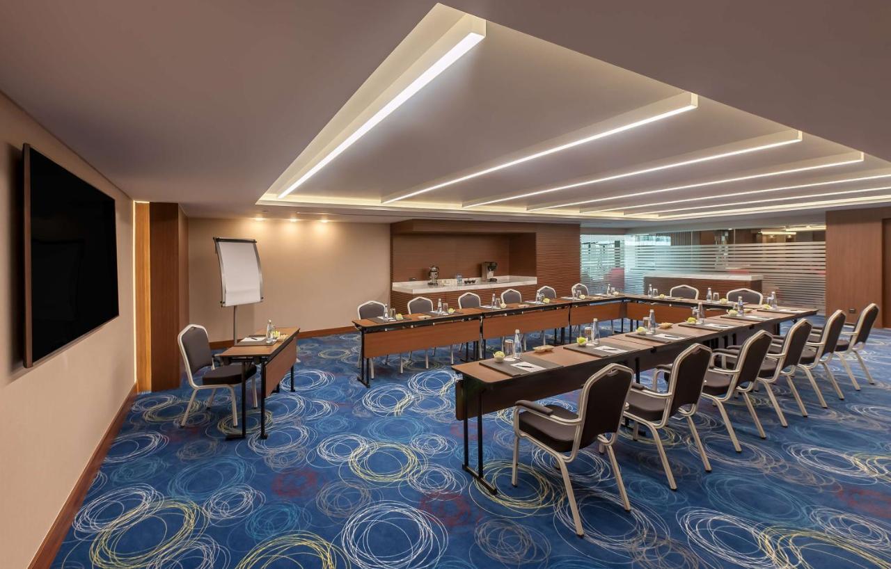 Radisson Blu Residence, Istanbul Batisehir Buitenkant foto