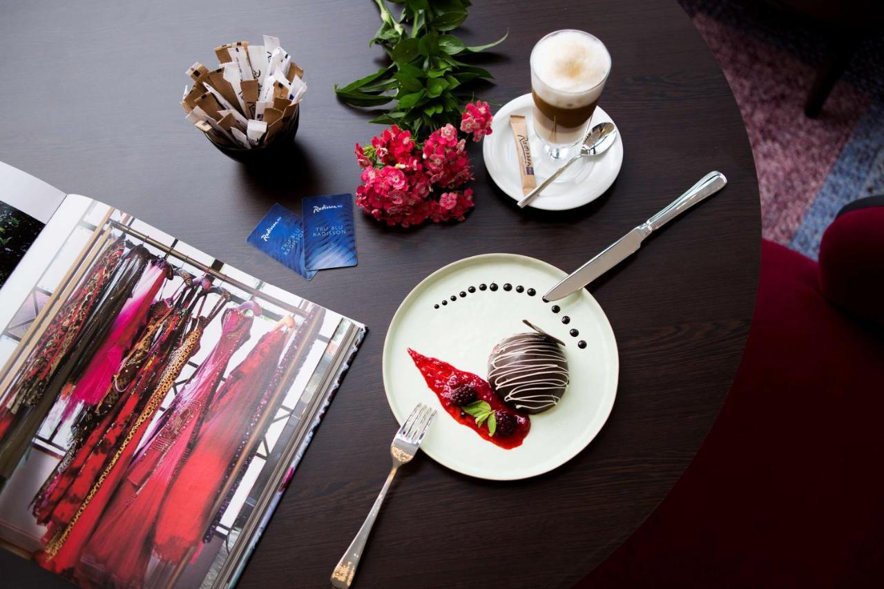 Radisson Blu Residence, Istanbul Batisehir Buitenkant foto
